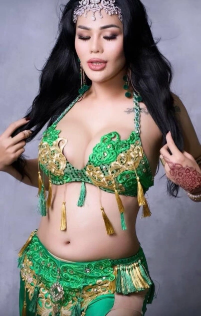 Professional belly dance wedding performance in Seminyak Bali